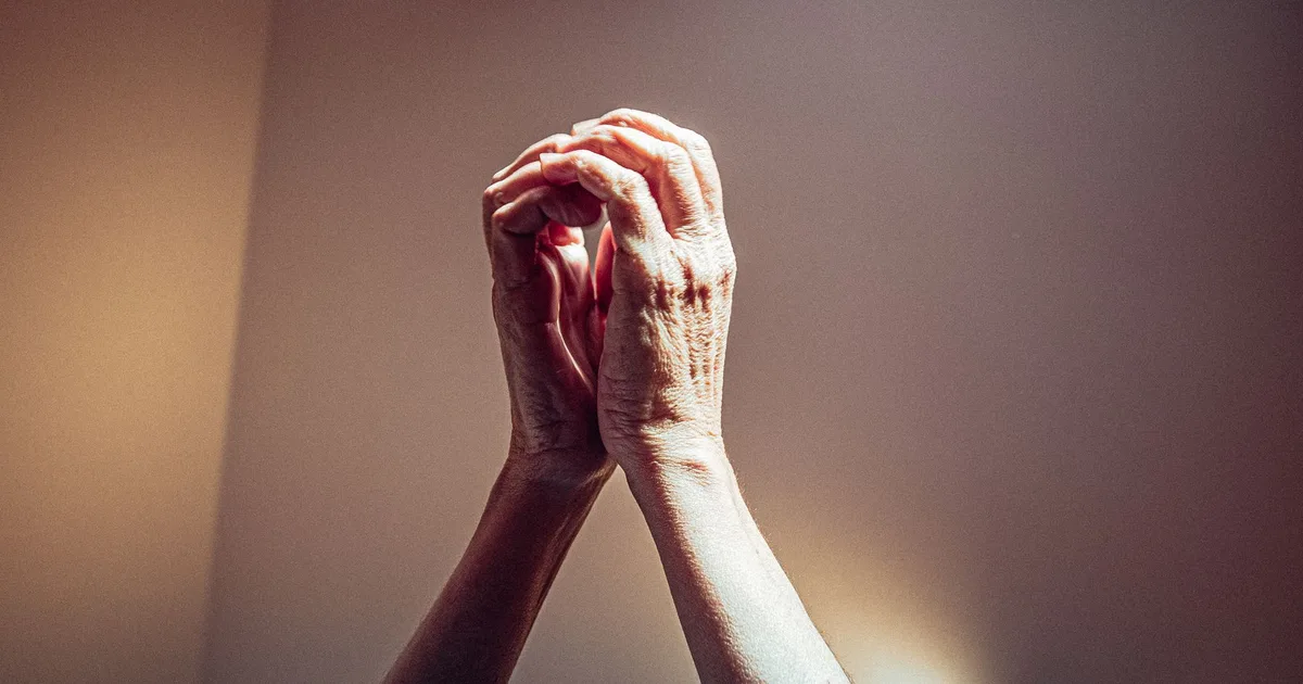 Why Do We Pray? 10 Reasons Christians Are Called to Pray