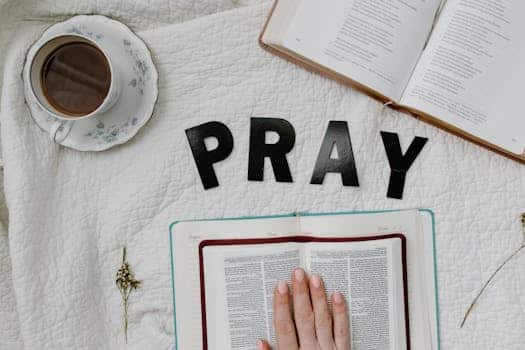 daily bible verse devotional
